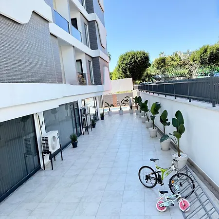 In In The Center By The Sea Apartment *