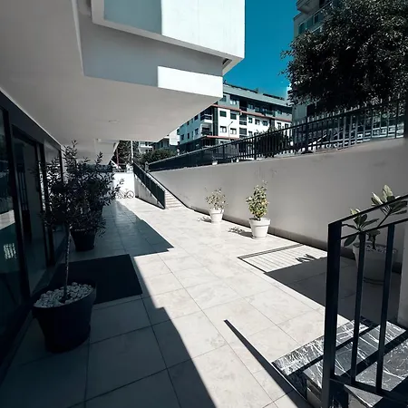 In In The Center By The Sea Apartment